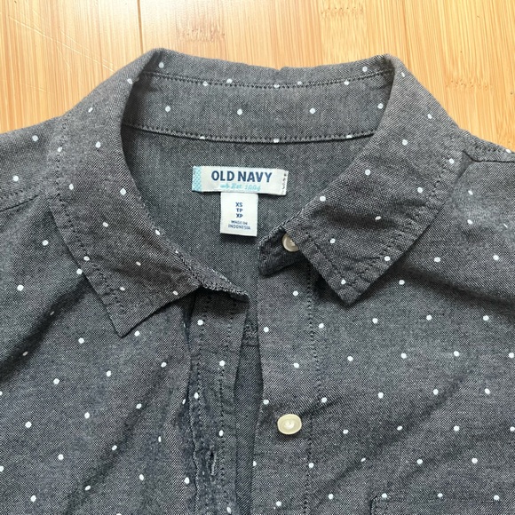 OLD NAVY Button Down gray with polka dots from good condition size XS - Picture 3 of 3